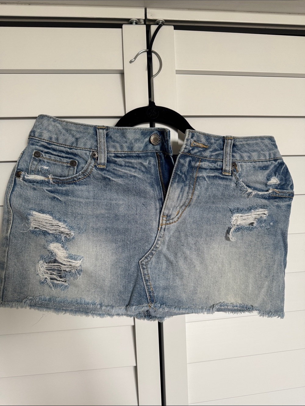 American Eagle Outfitters Distressed Light Wash Denim Mini Skirt